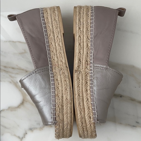 Price DROP ‼️ DKNY Espardille - Picture 2 of 7